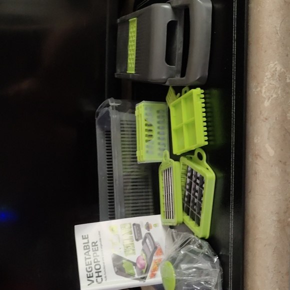 Veggie Chopper - Picture 2 of 10